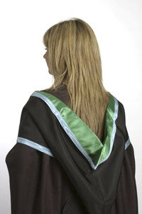 Student/Recent Alumni Bachelor Gown and Hood Hire