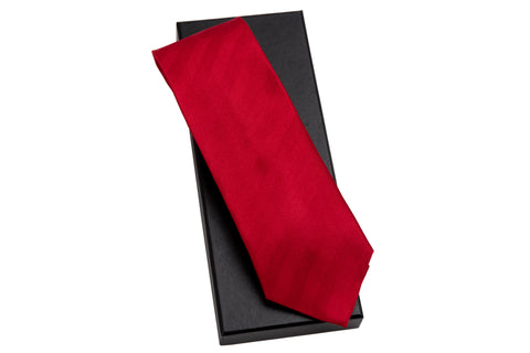 Queen's Red Tie